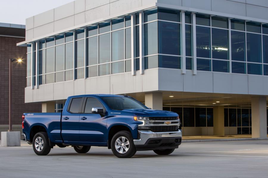  Chevrolet Silverado LT Turbo Double Cab 2018 года  (фото 6 из 13)